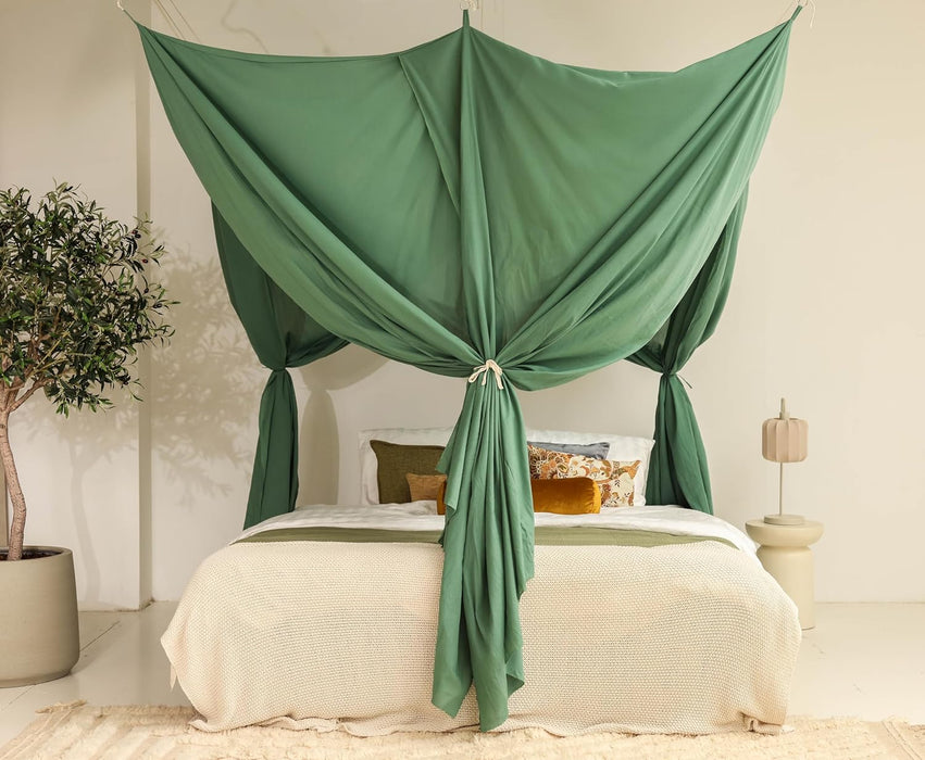 Easy-to-install green mosquito net canopy with hanging kit and hooks