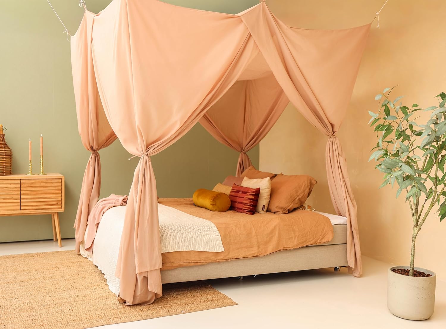 Easy-to-install nougat mosquito net canopy with hanging kit and hooks